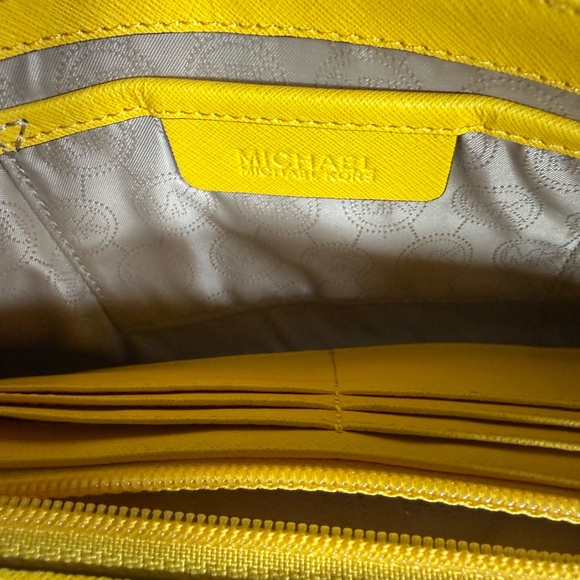 Michael Kors Yellow Leather Tilda Clutch - Picture 5 of 5